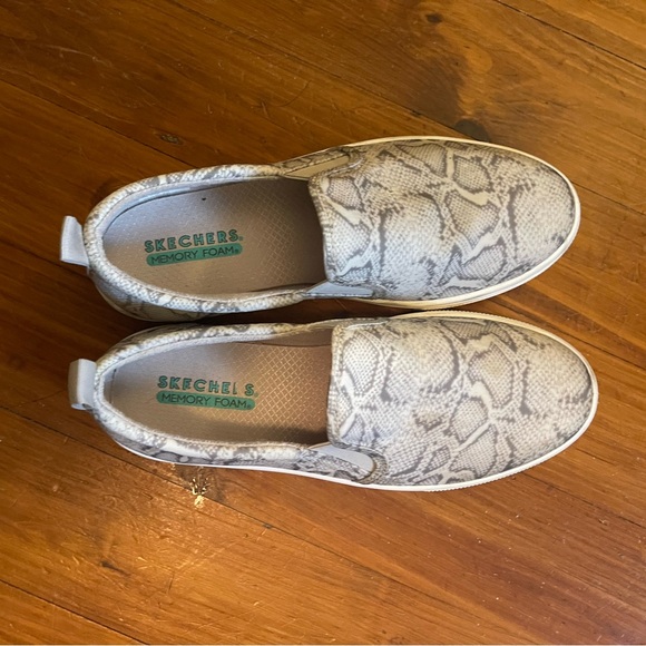 Skechers memory foam - Picture 2 of 4